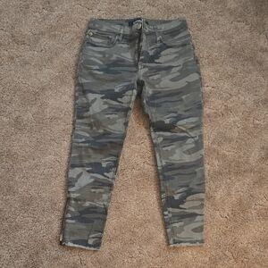 Express Camo Mid Rise Ankle Legging